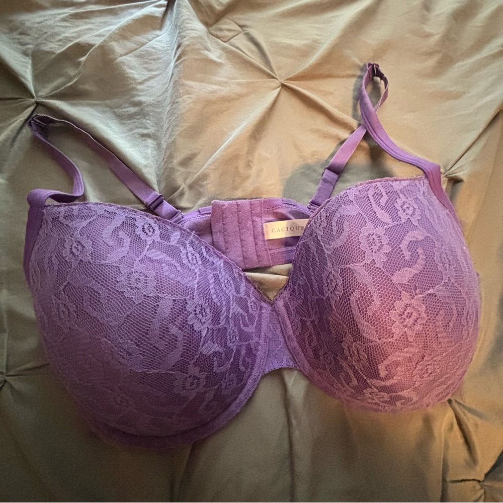 Cacique Floral Lace Adjustable Strap Full Coverage Bra